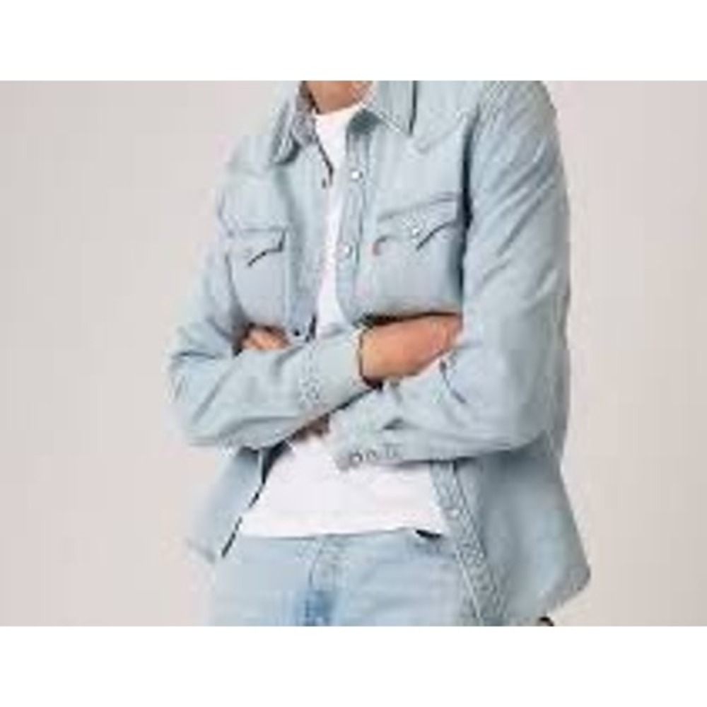 Levis Womens Light Wash Denim Western Snap Button Down Shirt Classic Fit Medium